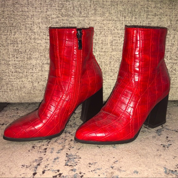 Red Leather boots booties - Picture 2 of 3